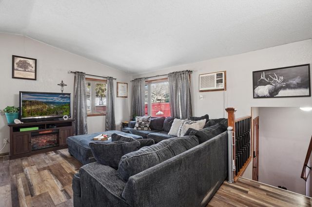 720 12th Street N, Sauk Rapids, MN 56379