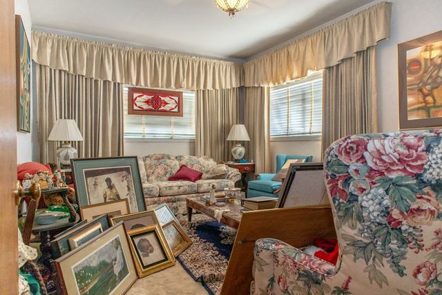 1704 N Martin Luther King Street, San Angelo, TX 76903