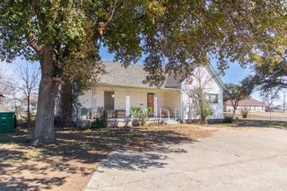 1704 N Martin Luther King Street, San Angelo, TX 76903