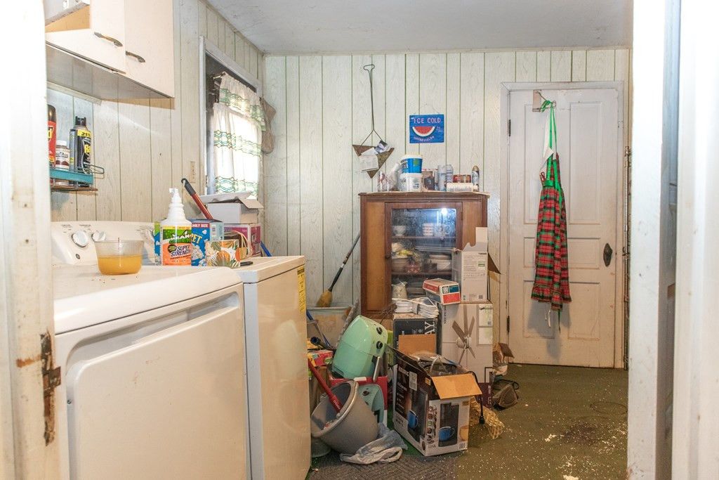 Image 13 of property listing at 1704 N Martin Luther King Street, San Angelo, TX 76903