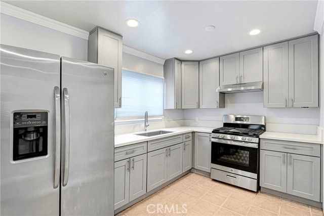 400 W 109th, Los Angeles, CA 90061