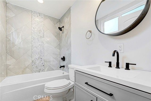 400 W 109th, Los Angeles, CA 90061