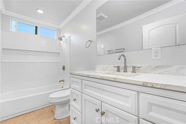 400 W 109th, Los Angeles, CA 90061