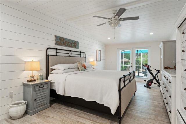 5125 SANDY BEACH AVENUE, Sarasota, FL 34242