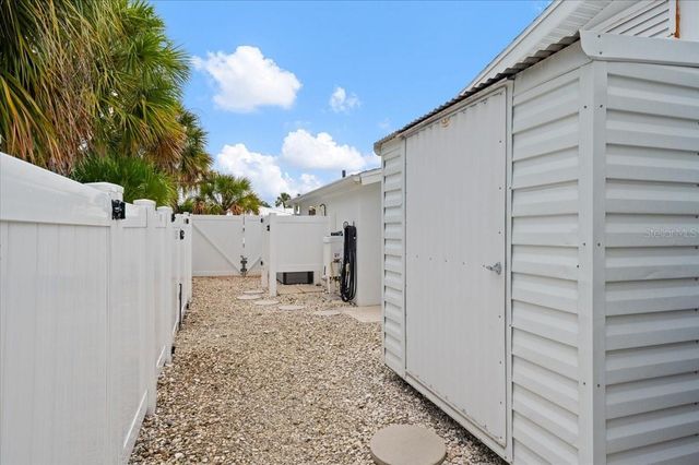 5125 SANDY BEACH AVENUE, Sarasota, FL 34242