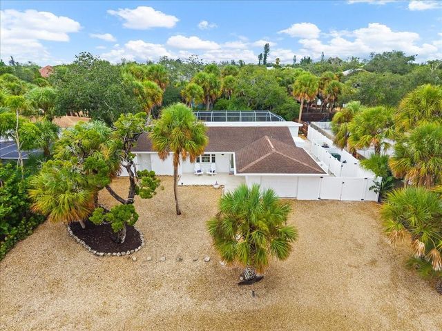5125 SANDY BEACH AVENUE, Sarasota, FL 34242