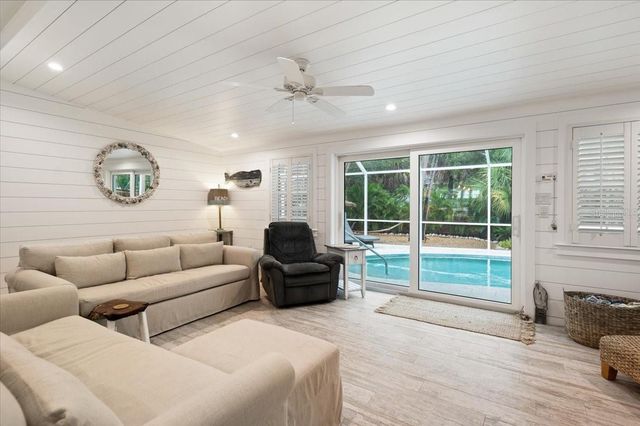 5125 SANDY BEACH AVENUE, Sarasota, FL 34242