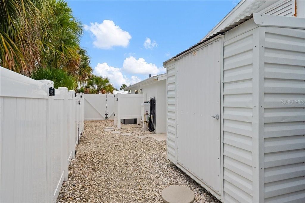 Image 28 of property listing at 5125 SANDY BEACH AVENUE, Sarasota, FL 34242