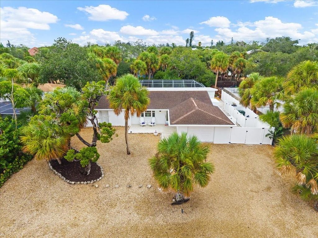 Image 37 of property listing at 5125 SANDY BEACH AVENUE, Sarasota, FL 34242