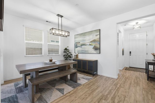 7240 Encore Way, Roseville, CA 95747