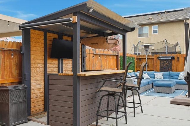 7240 Encore Way, Roseville, CA 95747