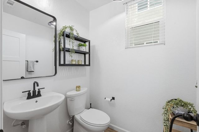 7240 Encore Way, Roseville, CA 95747