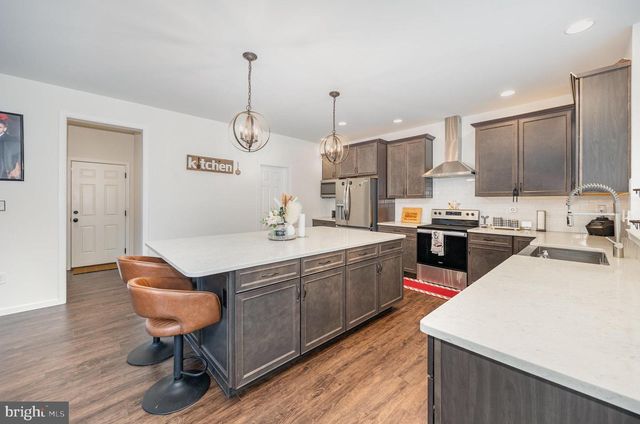 4555 LARK MEADOWS DRIVE, Mechanicsburg, PA 17055