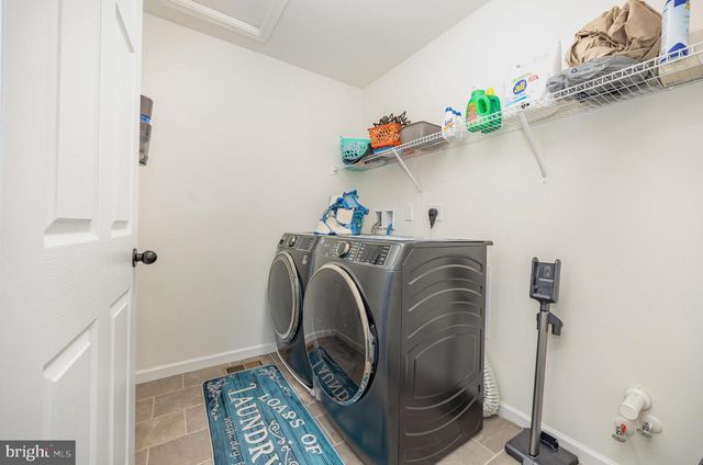 4555 LARK MEADOWS DRIVE, Mechanicsburg, PA 17055