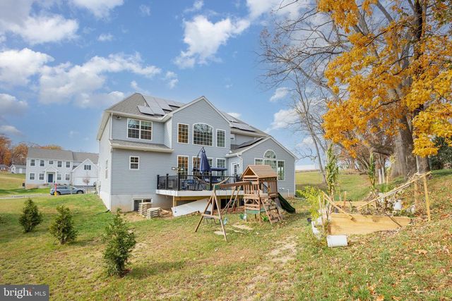 4555 LARK MEADOWS DRIVE, Mechanicsburg, PA 17055