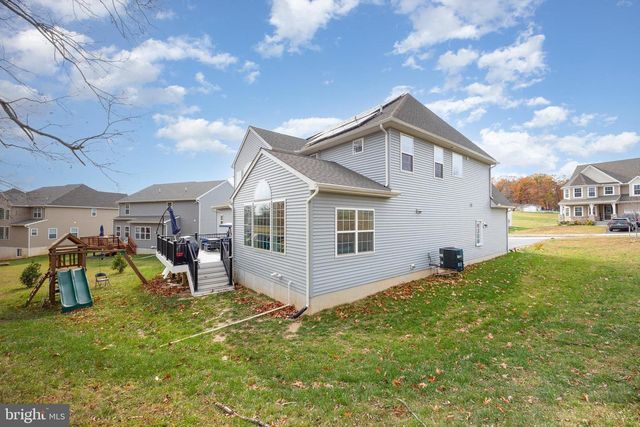 4555 LARK MEADOWS DRIVE, Mechanicsburg, PA 17055