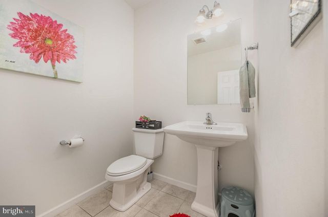 4555 LARK MEADOWS DRIVE, Mechanicsburg, PA 17055