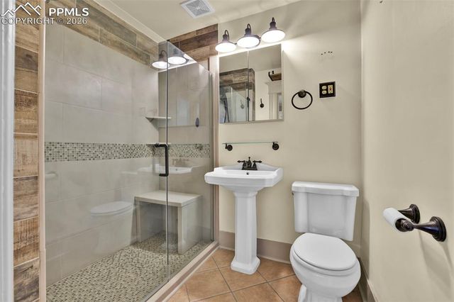 1302 E Platte Avenue, Colorado Springs, CO 80909