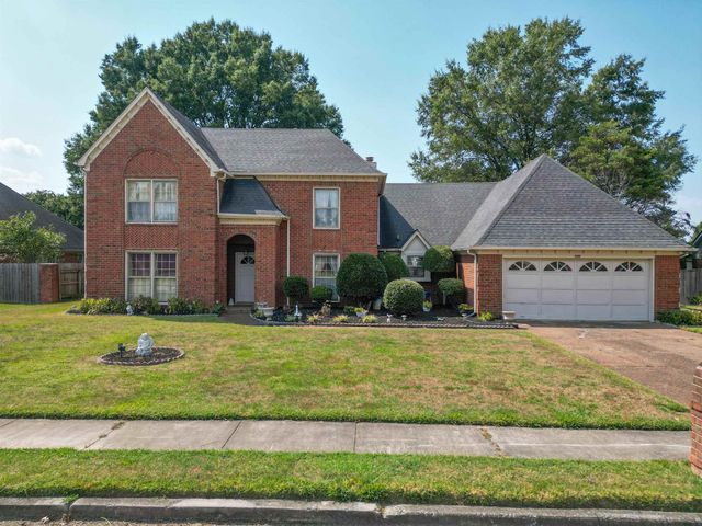 2033 WESTBRIAR DR, Memphis, TN 38016