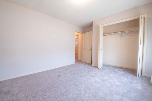 2033 WESTBRIAR DR, Memphis, TN 38016