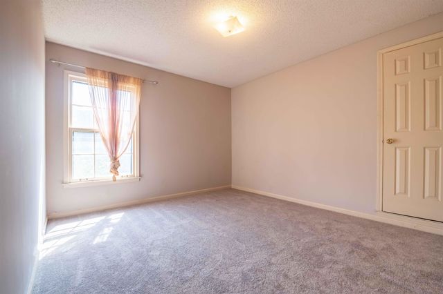 2033 WESTBRIAR DR, Memphis, TN 38016