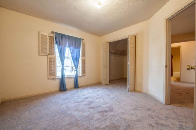 2033 WESTBRIAR DR, Memphis, TN 38016