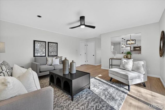 686 Damascus Drive, St Louis, MO 63125