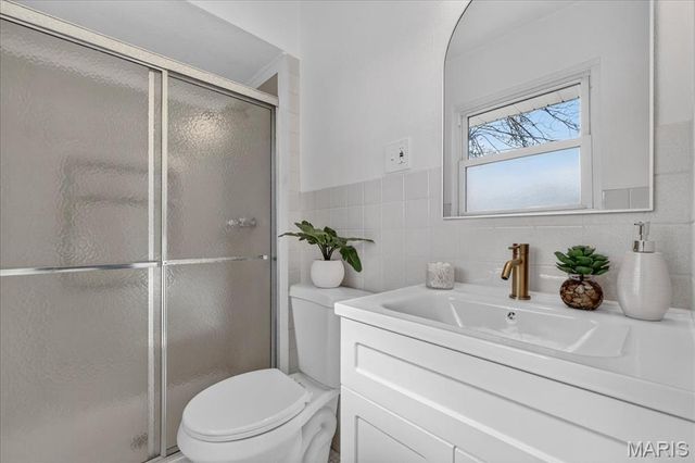 686 Damascus Drive, St Louis, MO 63125