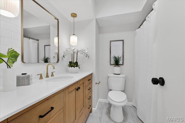 686 Damascus Drive, St Louis, MO 63125