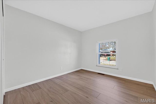 686 Damascus Drive, St Louis, MO 63125