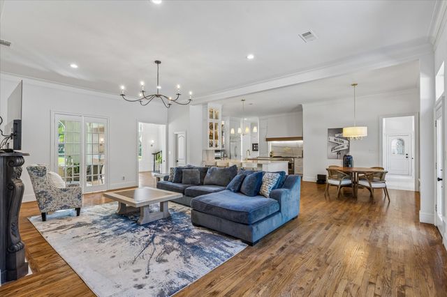 2825 Sun Meadow Drive, Flower Mound, TX 75022