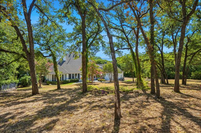 2825 Sun Meadow Drive, Flower Mound, TX 75022