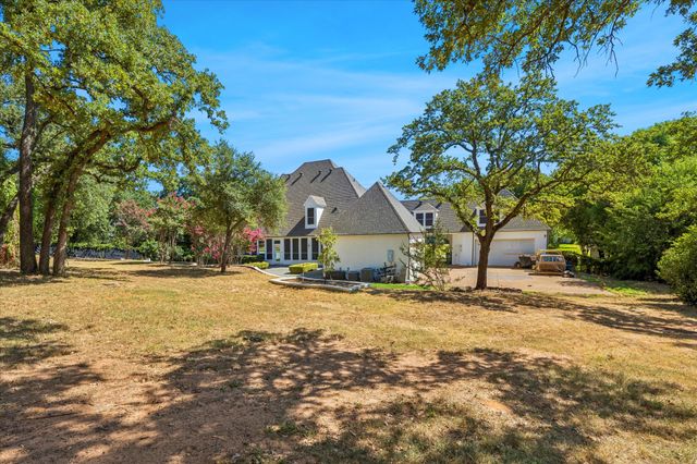 2825 Sun Meadow Drive, Flower Mound, TX 75022