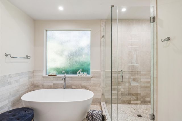 2825 Sun Meadow Drive, Flower Mound, TX 75022