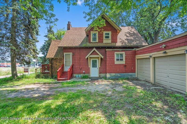 1113 Eaton Court, Lansing, MI 48910