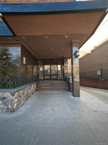 134-54 Maple Avenue 2W, Flushing, NY 11355