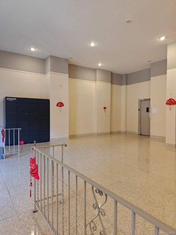 134-54 Maple Avenue 2W, Flushing, NY 11355