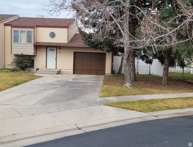 5489 W CYCLAMEN CT, West Jordan, UT 84081