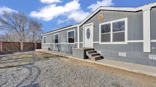 2319 Felicitas Road SW, Albuquerque, NM 87105