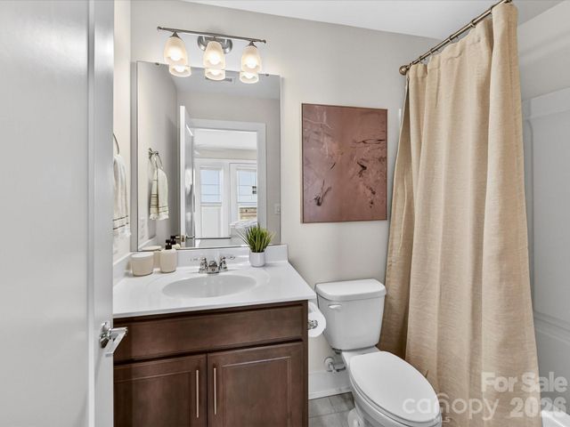 17043 Soho Drive, Charlotte, NC 28204