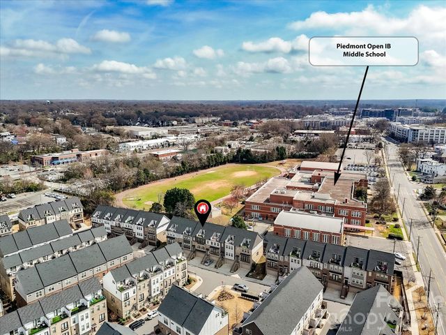 17043 Soho Drive, Charlotte, NC 28204