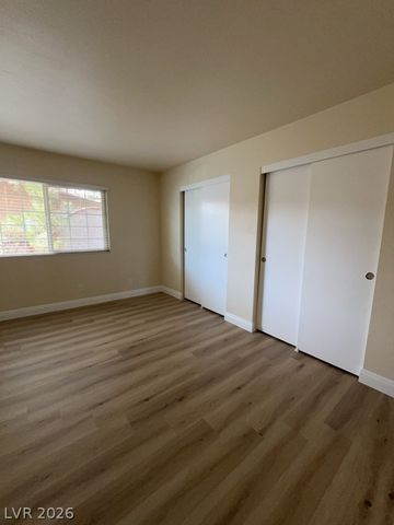 2753 Kline Circle 3, Las Vegas, NV 89121