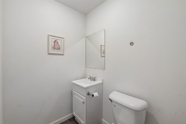 5901 NW 94th Street, Johnston, IA 50131