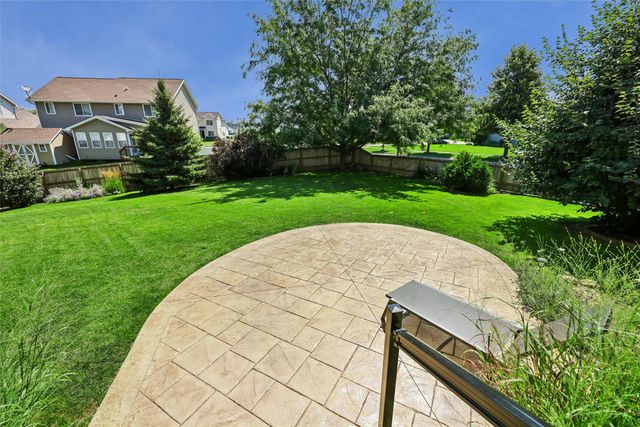 5901 NW 94th Street, Johnston, IA 50131