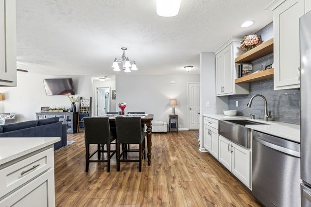 1837 Elizabeth Ln, Columbia, TN 38401
