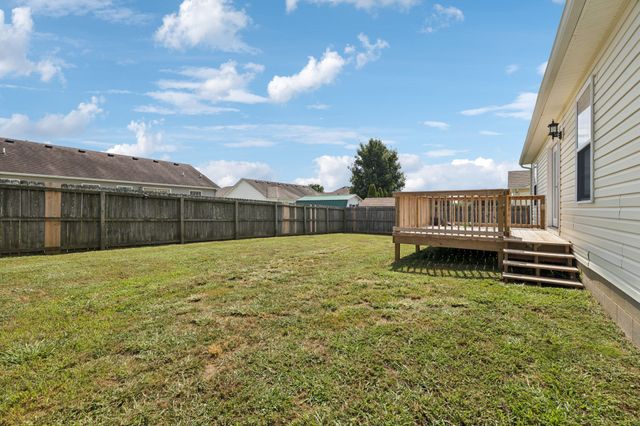1837 Elizabeth Ln, Columbia, TN 38401