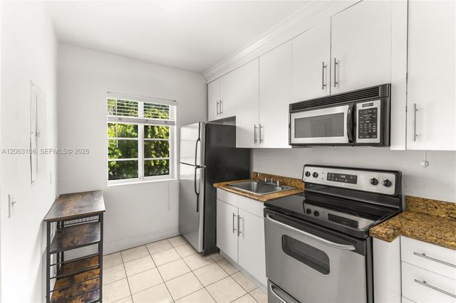 1241 14th Street 9, Miami Beach, FL 33139