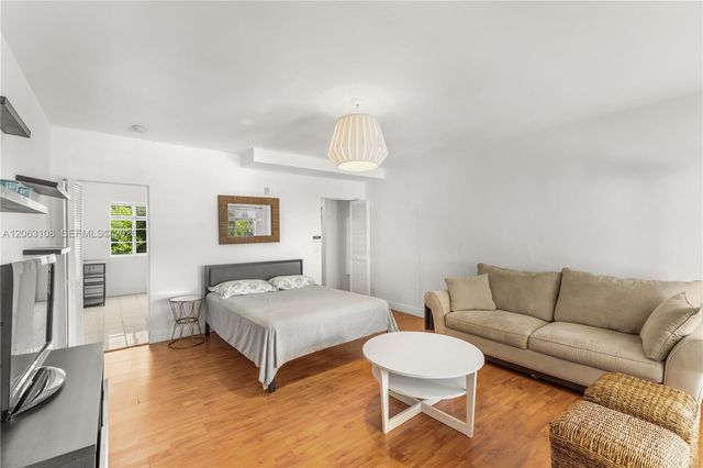 1241 14th Street 9, Miami Beach, FL 33139