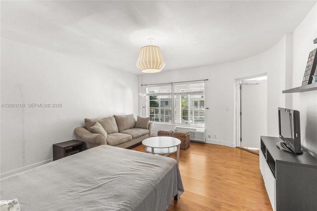 1241 14th Street 9, Miami Beach, FL 33139
