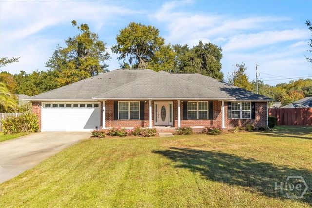 141 Colonial Drive, Midway, GA 31320